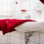 Hotel Wohlfuehlhotel Im Schlosspark - Self Checkin