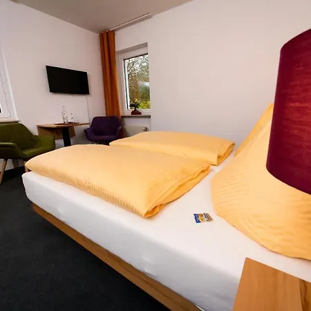 Wohlfuehlhotel Im Schlosspark - Self Checkin Hotel