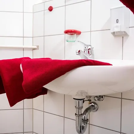 Hotel Wohlfuehlhotel Im Schlosspark - Self Checkin