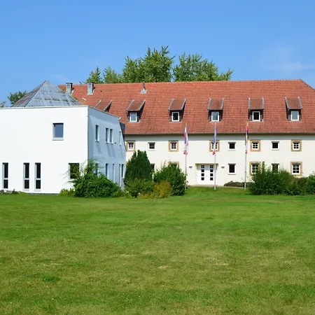 Wohlfuehlhotel Im Schlosspark - Self Checkin Willebadessen
