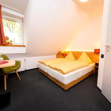 Wohlfuehlhotel Im Schlosspark - Self Checkin 3* Willebadessen