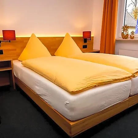 Wohlfühlhotel Im Schlosspark - Self Checkin 3* Willebadessen