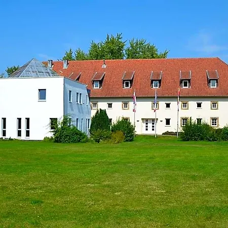 Hotel Wohlfühlhotel Im Schlosspark - Self Checkin 3*