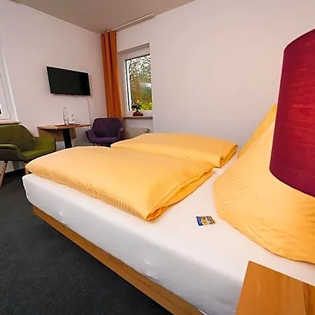 Wohlfühlhotel Im Schlosspark - Self Checkin 3* Willebadessen