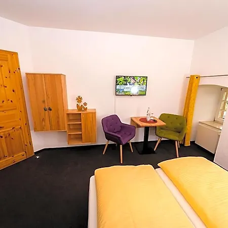Wohlfühlhotel Im Schlosspark - Self Checkin 3* Willebadessen