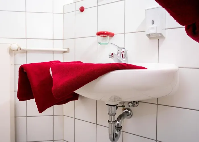 Hotel Wohlfuehlhotel Im Schlosspark - Self Checkin