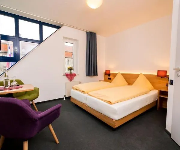 Wohlfuehlhotel Im Schlosspark - Self Checkin