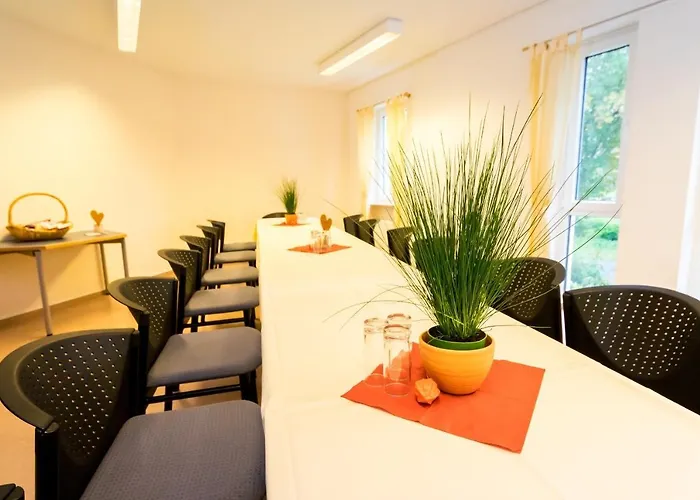 Wohlfuehlhotel Im Schlosspark - Self Checkin 酒店