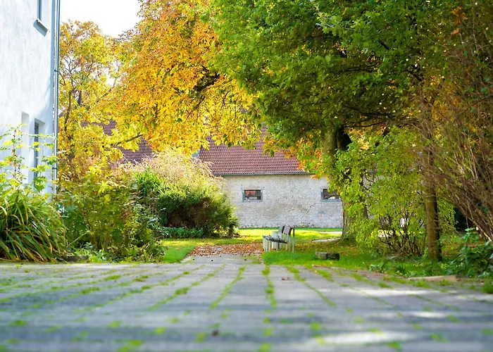 Wohlfuehlhotel Im Schlosspark - Self Checkin 酒店